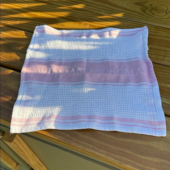 10 pieces of new Williams sonoma’s linen, 8 napkins 2 dishcloth - Picture 2 of 5